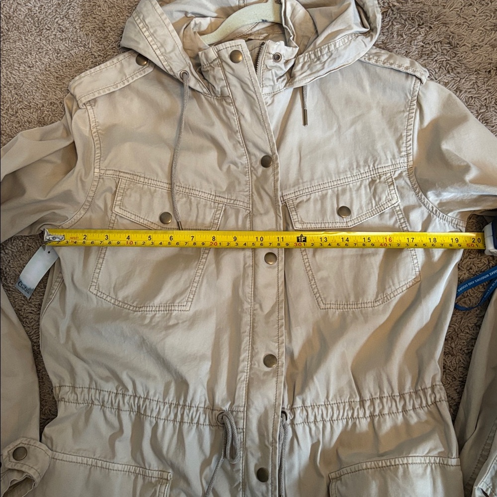 NWT Aritzia Talula Trooper Hooded Utility Jacket sz M medium - Picture 7 of 7